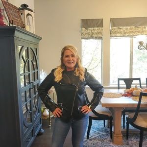 Meet your Posher, Heidi